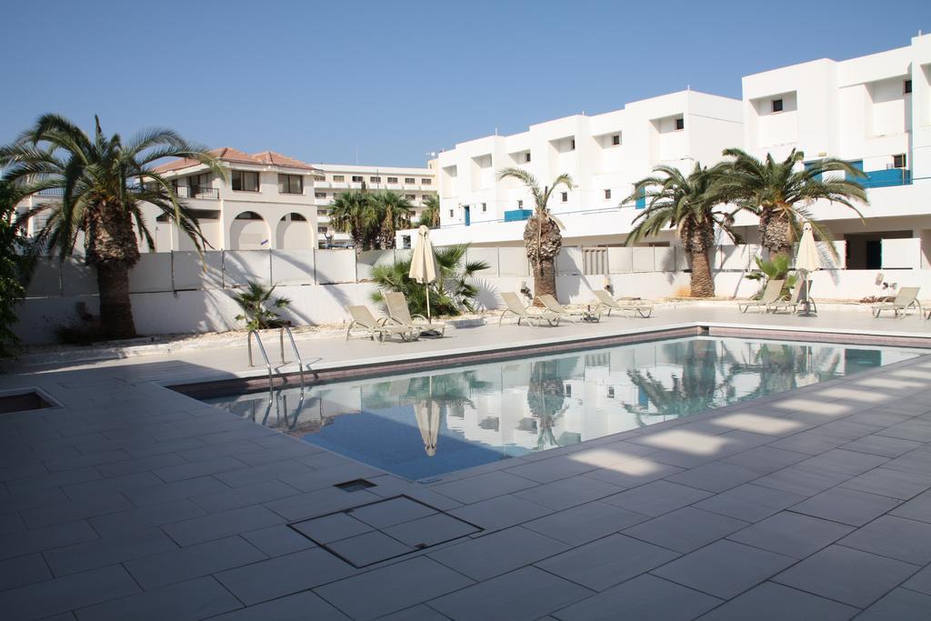 L'eros Hotel Ayia Napa Exterior foto