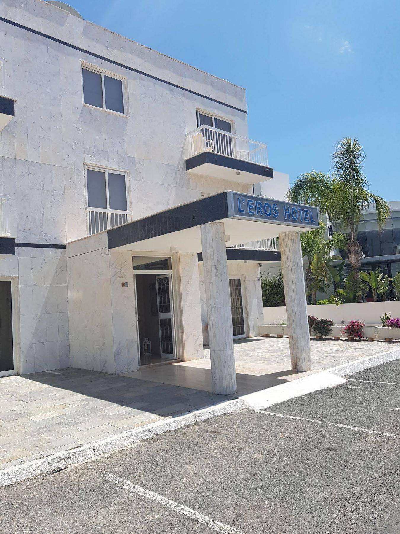 L'eros Hotel Ayia Napa Exterior foto